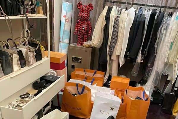 昆明市宜良回收一线品牌衣服